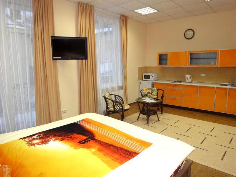 Club City House Klumba Apartman Odessza Szoba fotó
