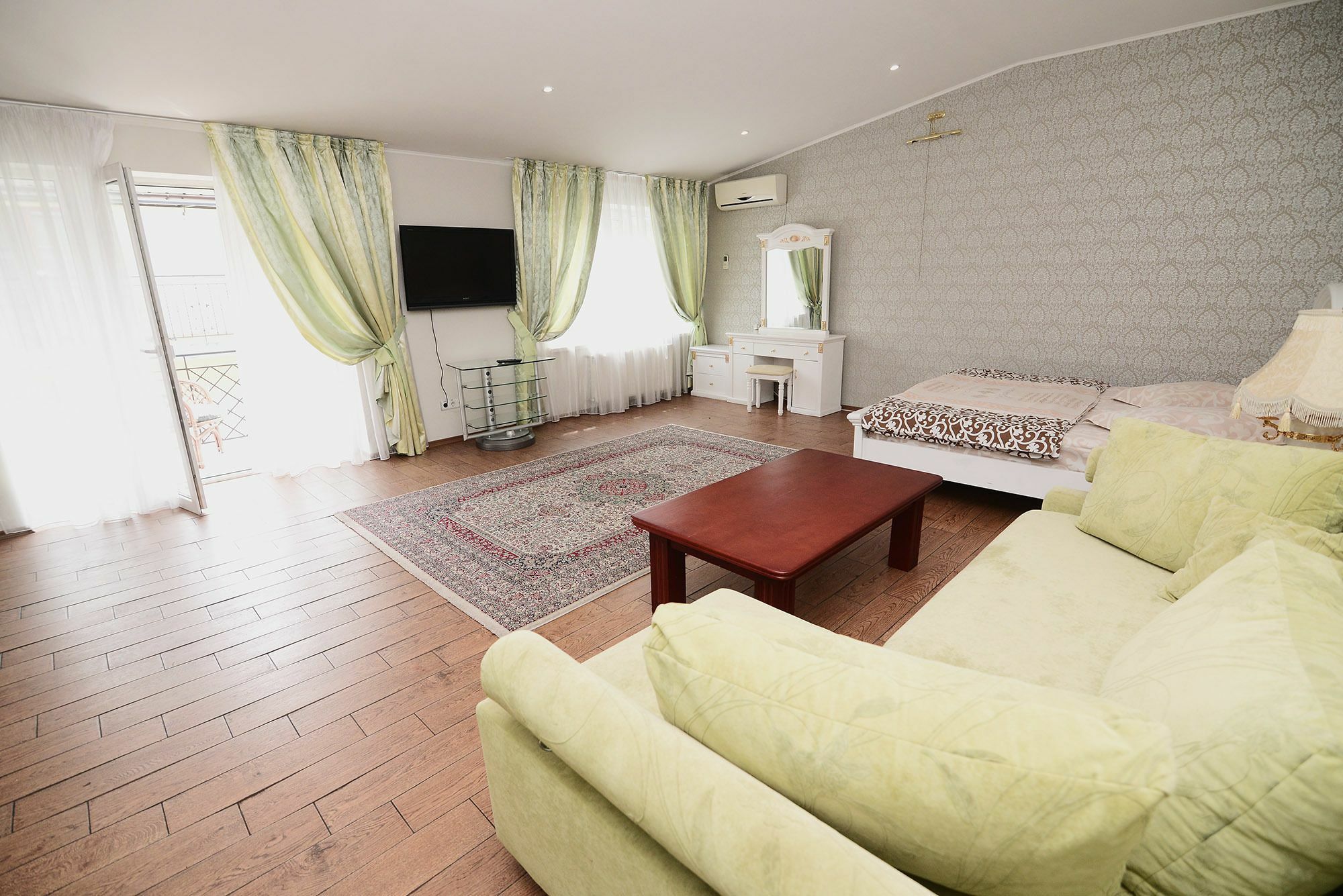 Club City House Klumba Apartman Odessza Kültér fotó